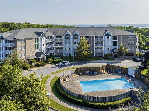 303 93 Kearney Lake Road, Clayton Park, NS 