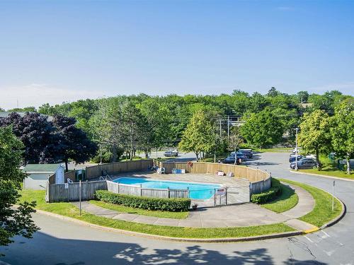 303 93 Kearney Lake Road, Clayton Park, NS 