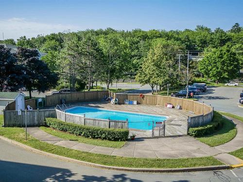 303 93 Kearney Lake Road, Clayton Park, NS 