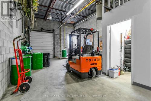 5135 Tomken Road, Mississauga, ON 