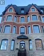 1 - 35 SOMERS AVENUE  Toronto, ON M4J 1W2