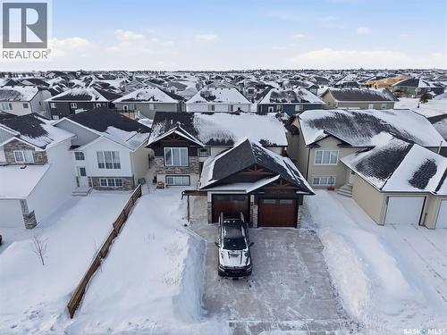 805 Weir Crescent, Warman, SK - Outdoor