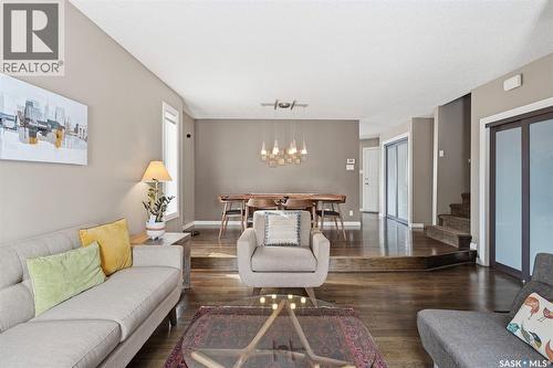 506 Addie Crescent, Saskatoon, SK - Indoor Photo Showing Living Room