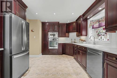 819 Laval Street, Casselman, ON - Indoor Photo Showing Kitchen