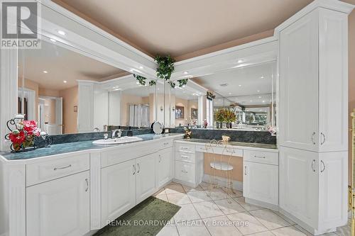 819 Laval Street, Casselman, ON - Indoor Photo Showing Bathroom