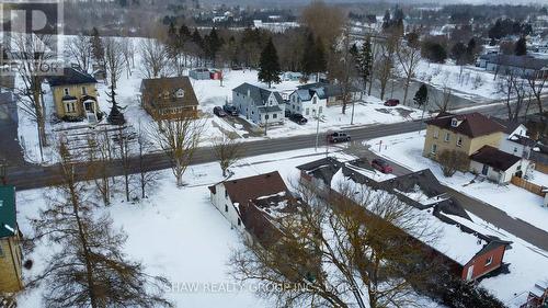 21 Main Street W, Mapleton, ON - Outdoor