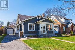 6 NELLES BOULEVARD Grimsby, ON L3M 3R1