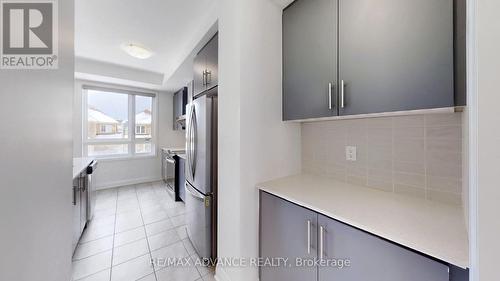 4 Carole Bell Way, Markham, ON - Indoor