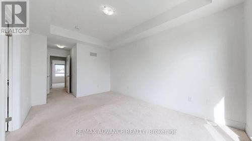 4 Carole Bell Way, Markham, ON - Indoor Photo Showing Other Room