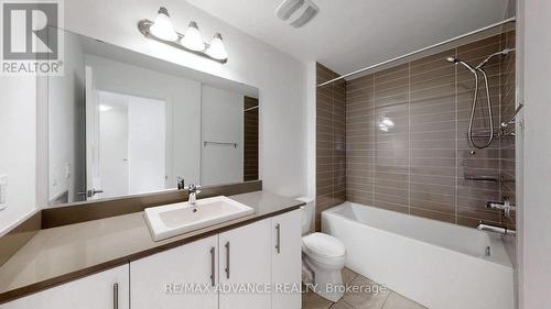 4 Carole Bell Way, Markham, ON - Indoor Photo Showing Bathroom