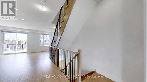 4 Carole Bell Way, Markham, ON - Indoor Photo Showing Other Room