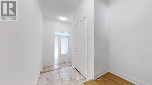 4 Carole Bell Way, Markham, ON - Indoor Photo Showing Other Room