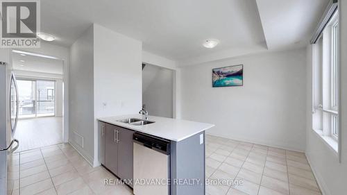 4 Carole Bell Way, Markham, ON - Indoor Photo Showing Kitchen With Double Sink