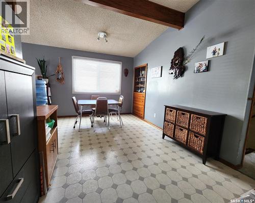 304 Second Avenue E, Lampman, SK - Indoor