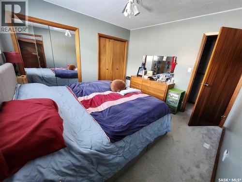 304 Second Avenue E, Lampman, SK - Indoor Photo Showing Bedroom