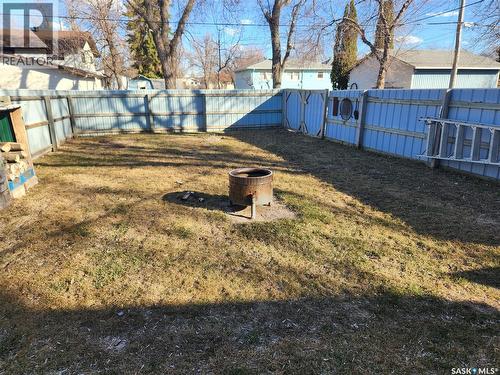 304 Second Avenue E, Lampman, SK - Outdoor