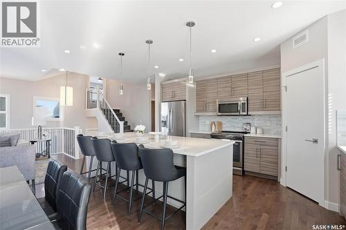 418 Teal Lane, Saskatoon, SK - Indoor Photo Showing Kitchen With Stainless Steel Kitchen With Upgraded Kitchen