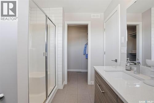 418 Teal Lane, Saskatoon, SK - Indoor Photo Showing Bathroom