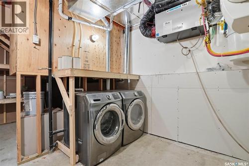 418 Teal Lane, Saskatoon, SK - Indoor Photo Showing Laundry Room