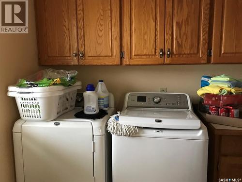 219 3Rd Street E, Odessa, SK - Indoor Photo Showing Laundry Room