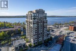 302 - 75 CLEARY AVENUE  Ottawa, ON K2A 1R8