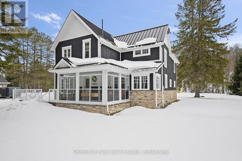 12 EMSDALE LAKE ROAD  Perry, ON P0A 1M0