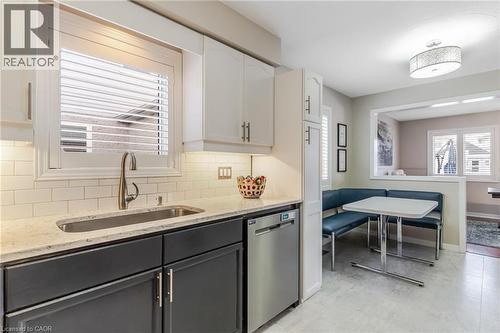 685 Coldstream Drive, Waterloo, ON - Indoor Photo Showing Kitchen