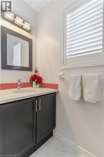 685 Coldstream Drive, Waterloo, ON - Indoor Photo Showing Bathroom