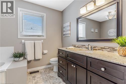 685 Coldstream Drive, Waterloo, ON - Indoor Photo Showing Bathroom