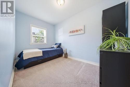 2nd bedroom - 36 Queensdale Avenue W, Hamilton, ON - Indoor Photo Showing Bedroom