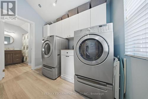 laundry room - 36 Queensdale Avenue W, Hamilton, ON - Indoor Photo Showing Laundry Room