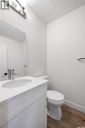 75 3Rd Avenue, Lumsden, SK - Indoor Photo Showing Bathroom