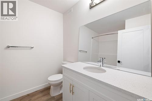 75 3Rd Avenue, Lumsden, SK - Indoor Photo Showing Bathroom