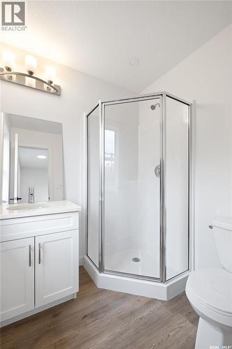 75 3Rd Avenue, Lumsden, SK - Indoor Photo Showing Bathroom