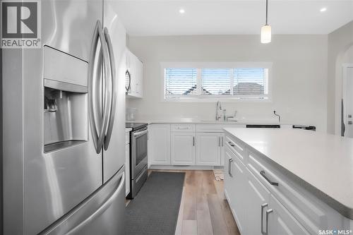 170 East Hampton Boulevard, Saskatoon, SK - Indoor Photo Showing Kitchen With Stainless Steel Kitchen With Upgraded Kitchen