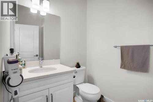 170 East Hampton Boulevard, Saskatoon, SK - Indoor Photo Showing Bathroom