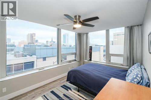 540 Ouellette Unit# 3F, Windsor, ON - Indoor Photo Showing Bedroom