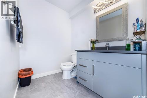 4166 Diefenbaker Drive, Saskatoon, SK - Indoor Photo Showing Bathroom