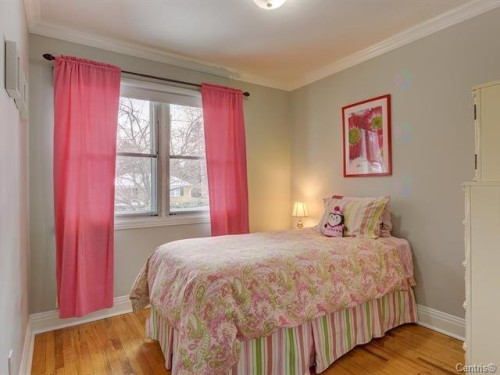 Chambre à coucher - 57 Crois. Maple, Beaconsfield, QC - Indoor Photo Showing Bedroom
