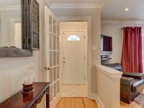 Hall d'entrée/Vestibule - 57 Crois. Maple, Beaconsfield, QC - Indoor Photo Showing Other Room