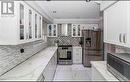 4154 Beacon Lane, Mississauga, ON  - Indoor Photo Showing Kitchen With Upgraded Kitchen 