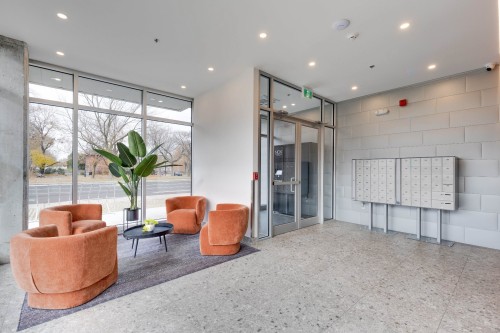 Entrée extérieure - 314-1620 Boul. De La Côte-Vertu, Montréal (Saint-Laurent), QC - Indoor Photo Showing Other Room