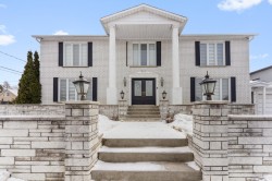 258 Boul. du Roi-du-Nord  Laval (Sainte-Rose), QC H7L 1X4