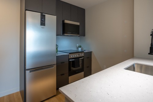 Kitchen - 1140 Boul. Des Récollets, Trois-Rivières, QC - Indoor Photo Showing Kitchen