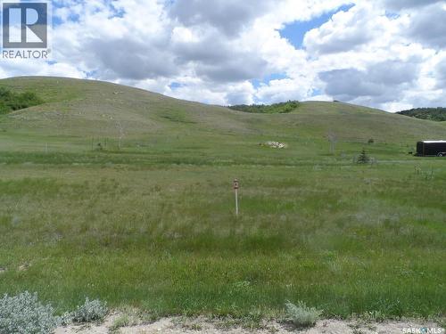 4 Ross Place, North Grove, SK 