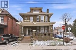 81 CARRICK Avenue  Hamilton, ON L8M 2W4