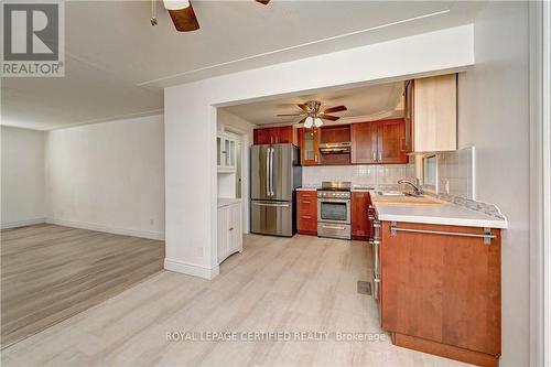 476 Prospect Avenue, Kitchener, ON - Indoor Photo Showing Kitchen