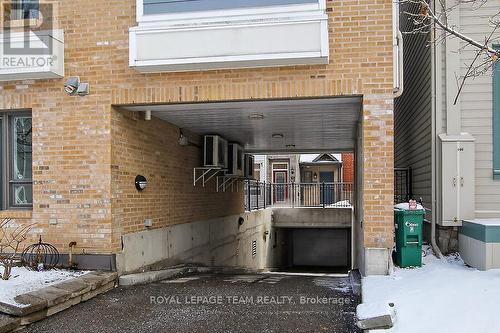 B204 - 124 Guigues Avenue, Ottawa, ON - Outdoor With Exterior