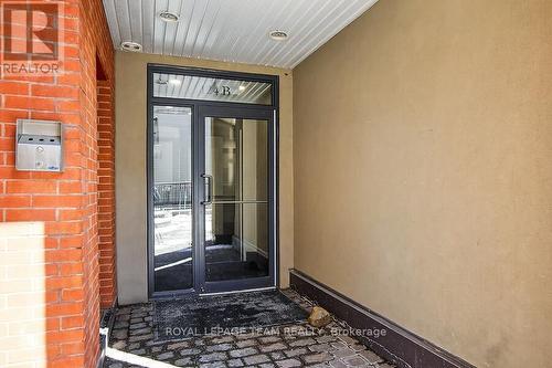 B204 - 124 Guigues Avenue, Ottawa, ON - Outdoor With Exterior