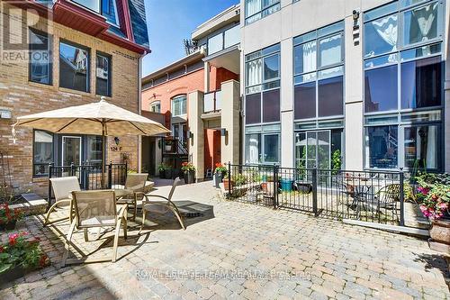 B204 - 124 Guigues Avenue, Ottawa, ON - Outdoor